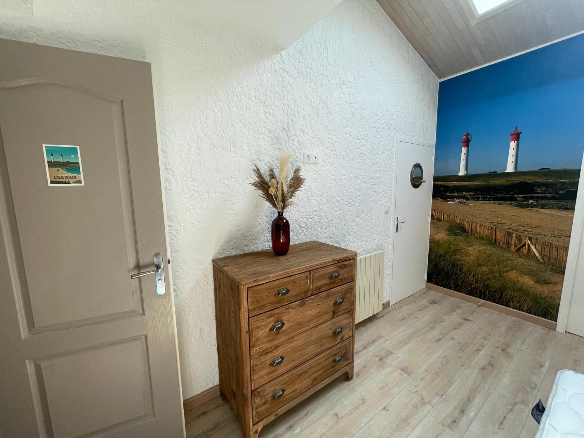 Bed and Breakfast Les Pertuis Rochelais Perigny  Номер фото